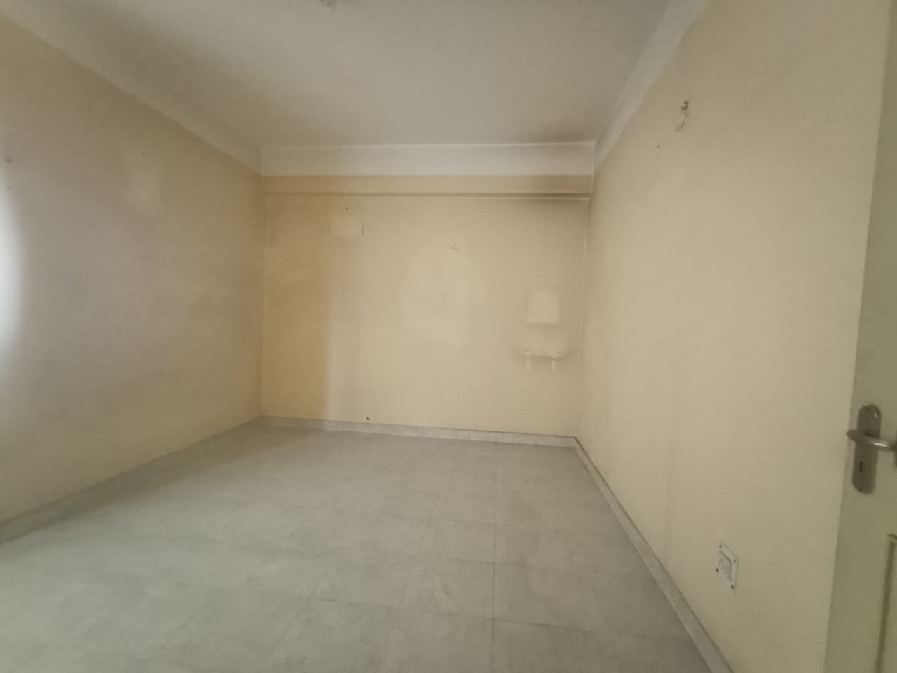 Unfurnished 3bhk in Bamunimaidan, Guwahati, Assam, India for Rent